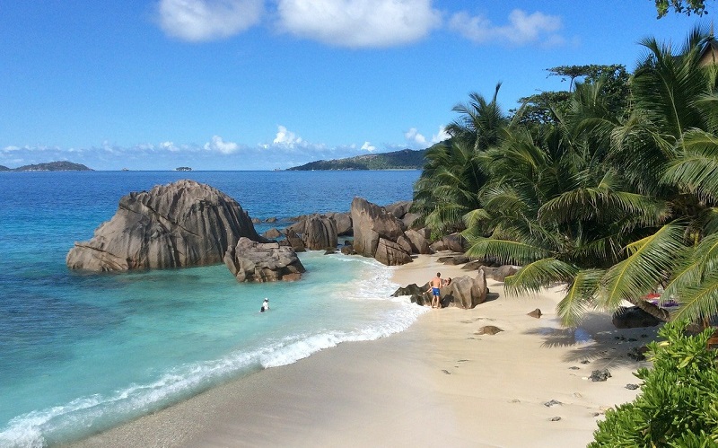 Seychelles La Digue Beach