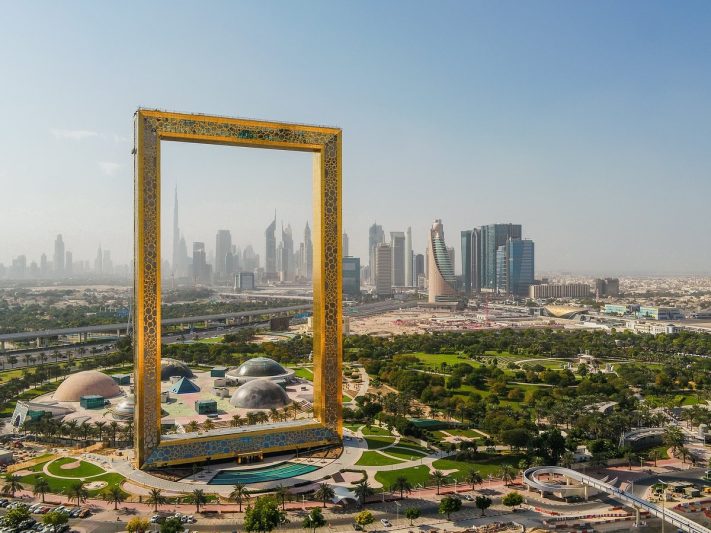 dubai frame 1