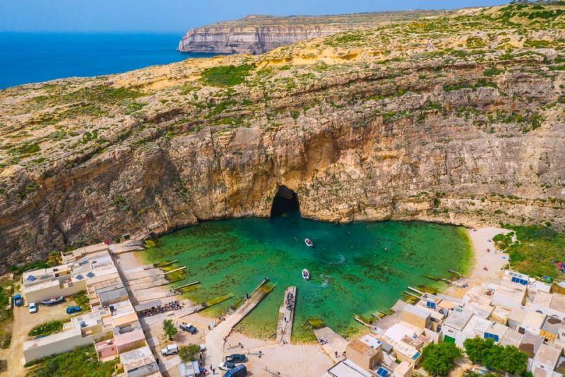 Dwejra Bay Things to See in Gozo