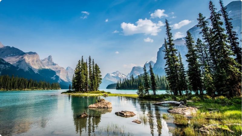 Maligne Lake Alberta