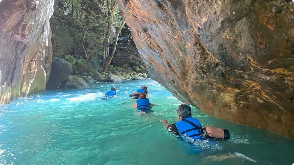 liberia la leona waterfall