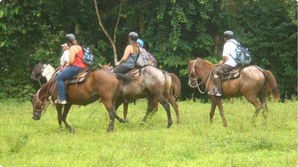 respectful travel best costa rica towns to visit